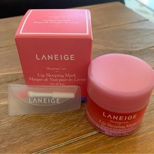 NIB LANEIGE Lip Sleeping Mask, Berry - New in box with lip applicator included